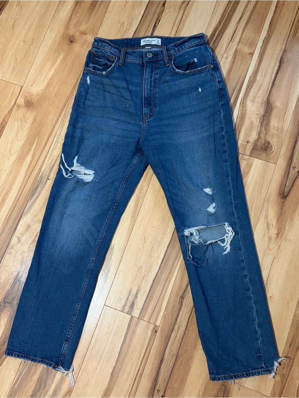 Abercrombie & Fitch Distressed Boyfriend Jeans - Dark Blue